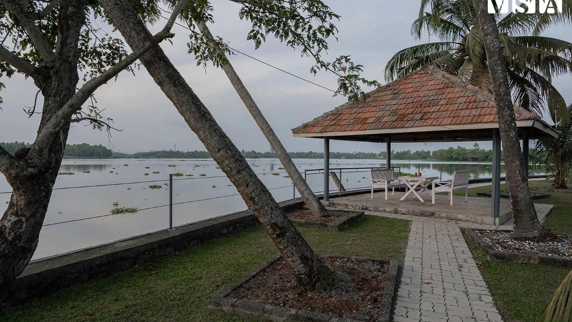 Aqua Vista Riverview By Stayvista - Private Pool Kochi India